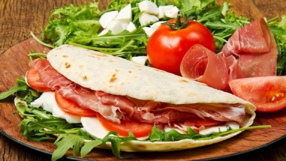 Receta para unas piadinas italianas con tres rellenos diferentes.