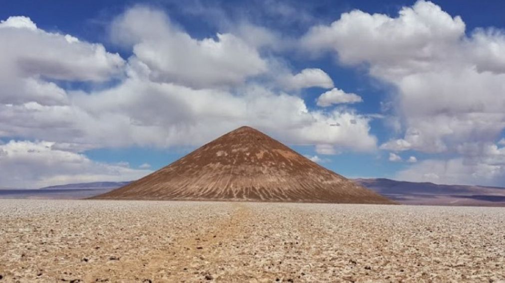 Tolar Grande, el pueblito salteño que parece de otro mundo.